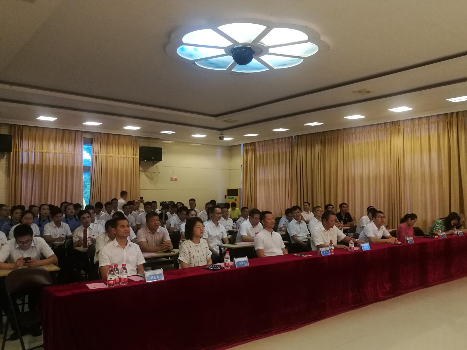 09最強(qiáng)啦啦隊.jpg 09最強(qiáng)啦啦隊.jpg