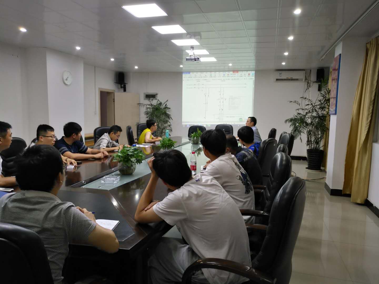 培訓(xùn)2.jpg 培訓(xùn)2.jpg