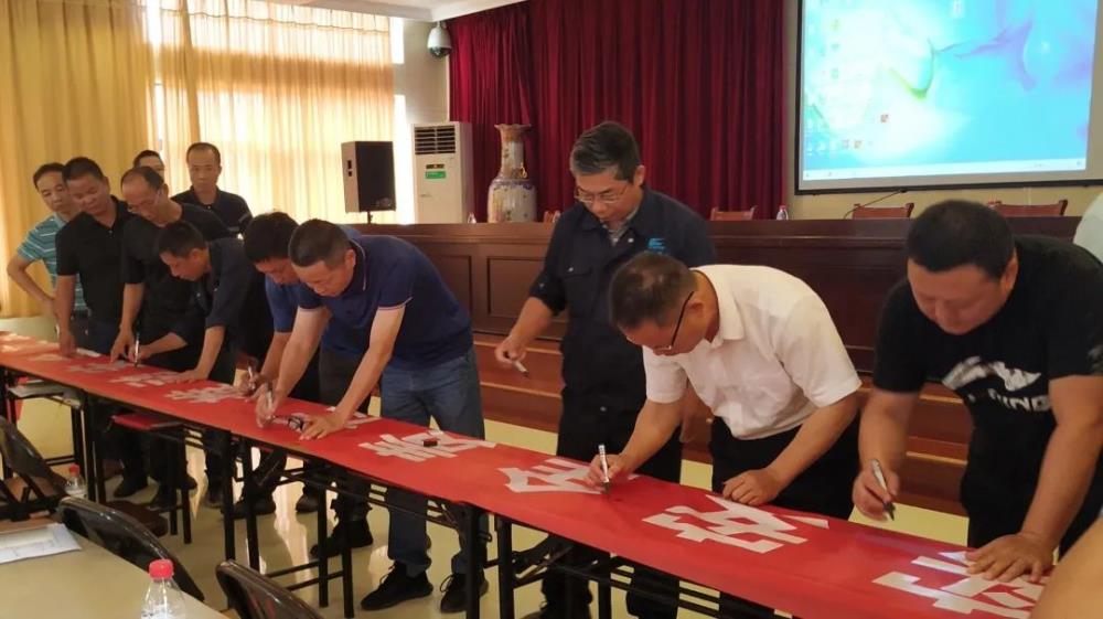 4a1459902f40278098e744550b9117f1.jpg 4a1459902f40278098e744550b9117f1.jpg