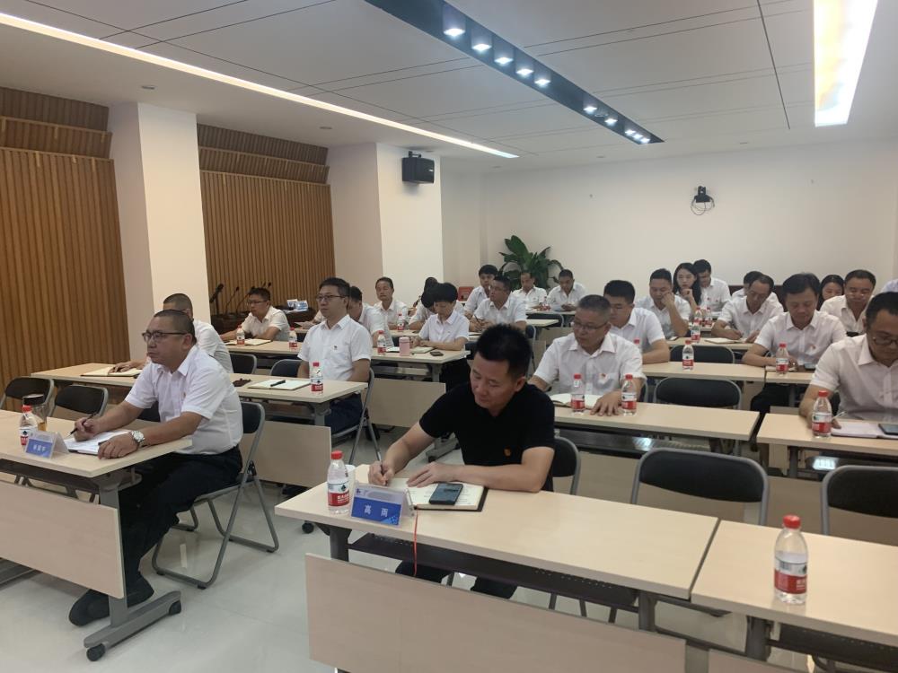 培訓(xùn)合照2.jpg 培訓(xùn)合照2.jpg