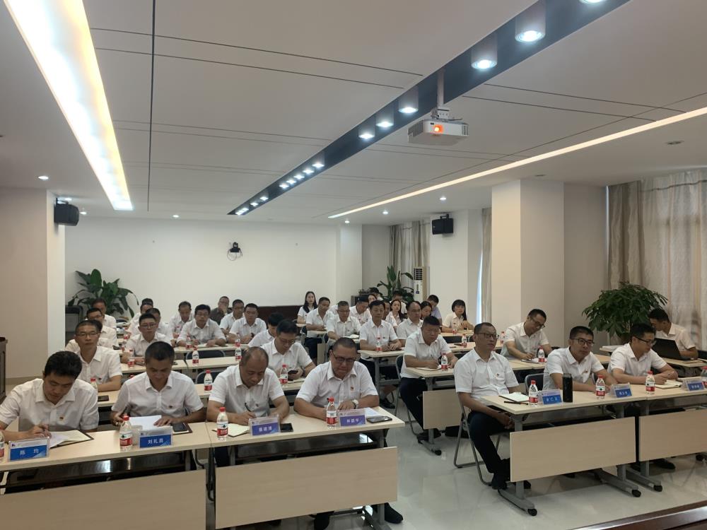 培訓(xùn)合照1.jpg 培訓(xùn)合照1.jpg