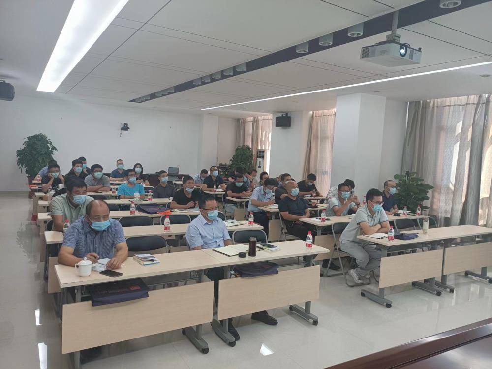 安全管理人員培訓(xùn).jpg 安全管理人員培訓(xùn).jpg