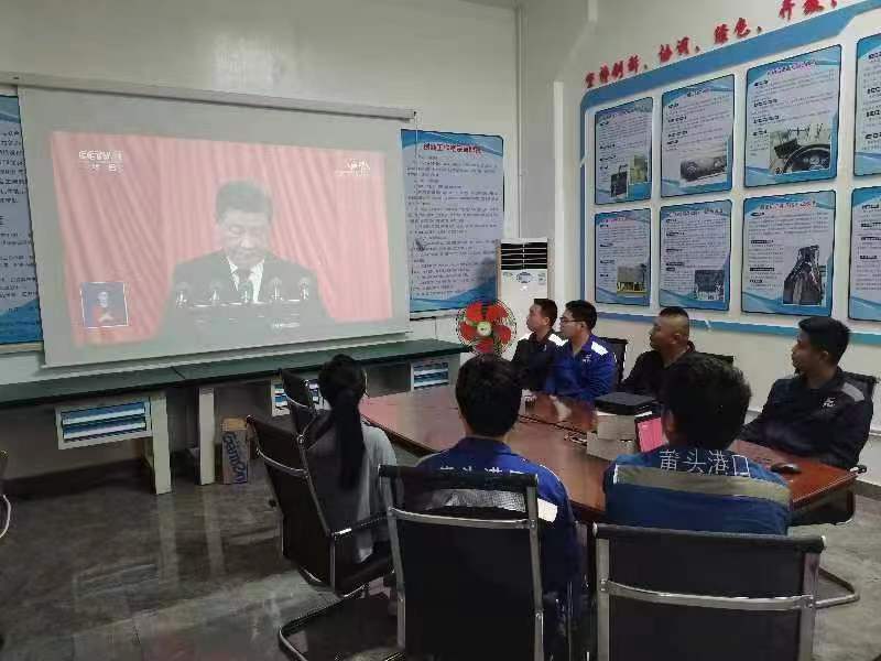 2fc8d3dbf469e60efb5772a1dc18e42.jpg 2fc8d3dbf469e60efb5772a1dc18e42.jpg